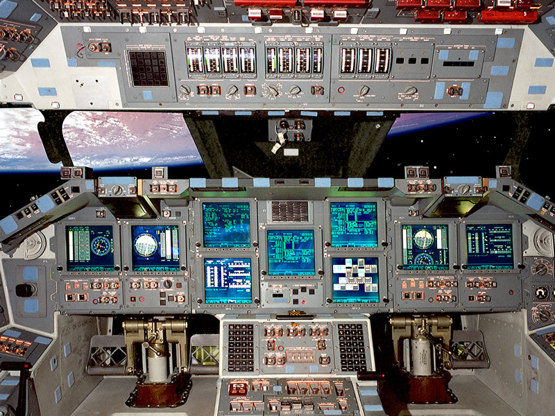 Cockpit Space Shuttle
